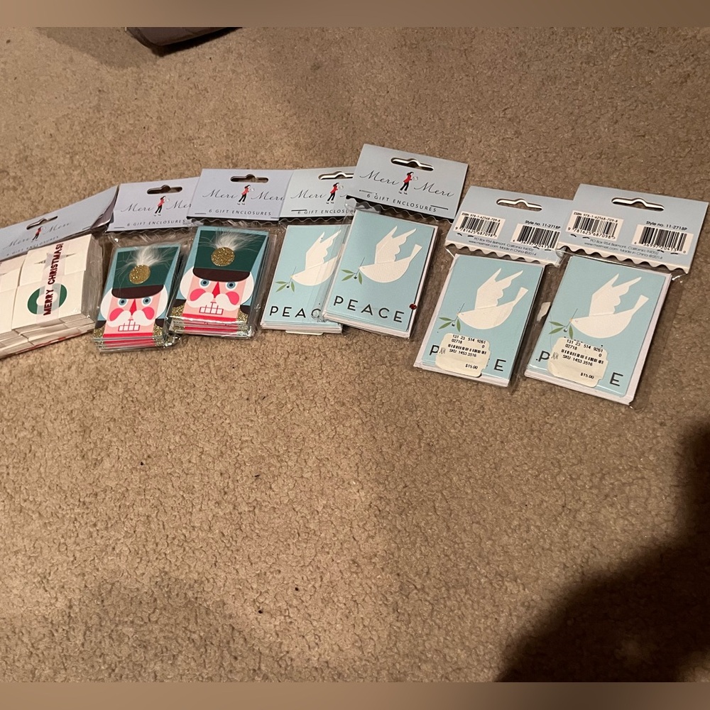 Meri Meri Holiday Gift Enclosure Notes with Envelopes - Picture 2 of 4